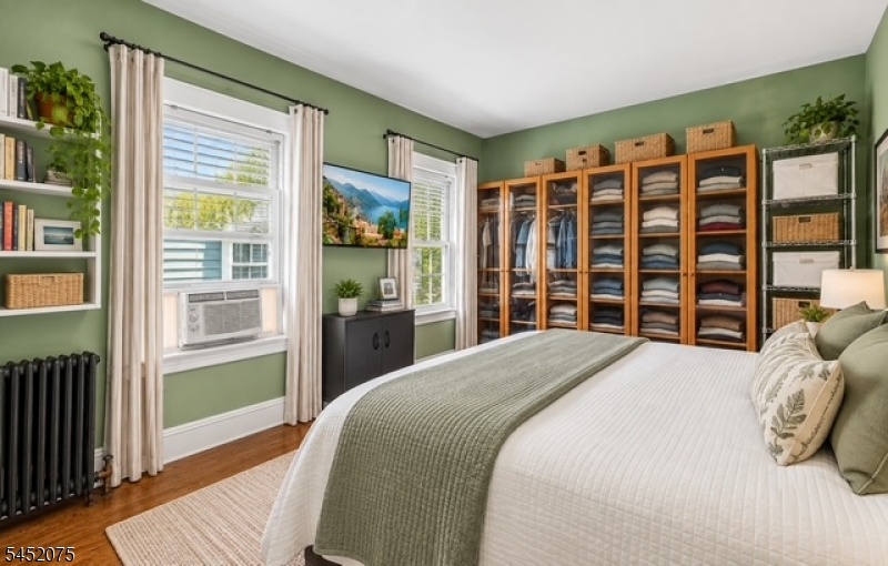 2nd fl bedroom
