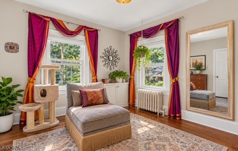 1st fl bedroom