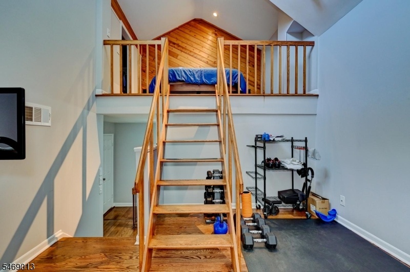 3RD POSSIBLE BEDROOM