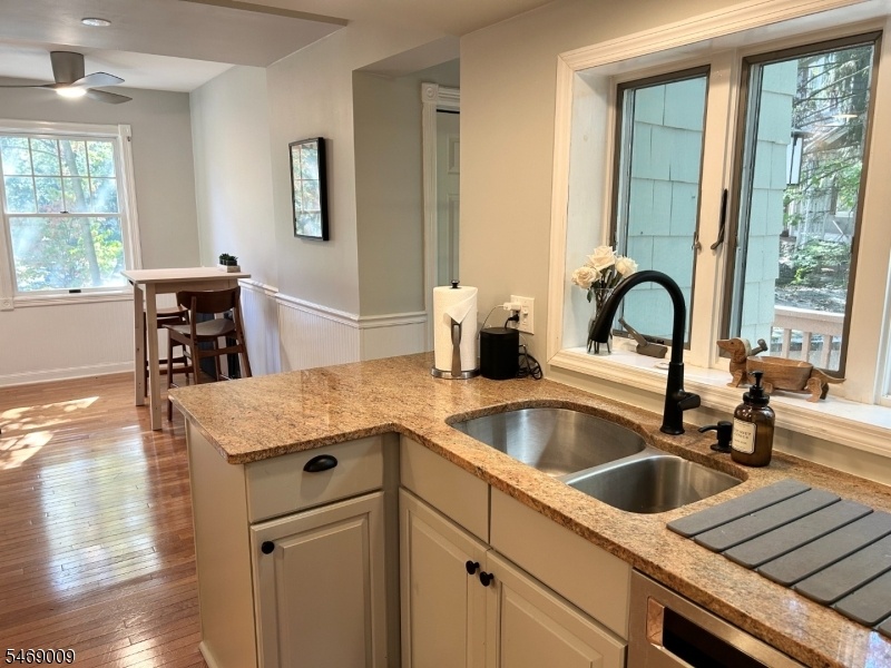 Kitchen with Eating Nook