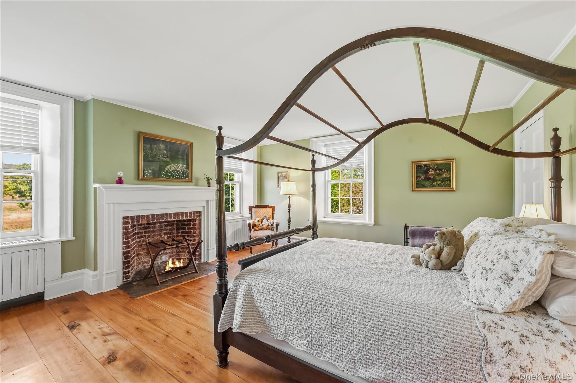 Second floor bedroom with access to bathroom