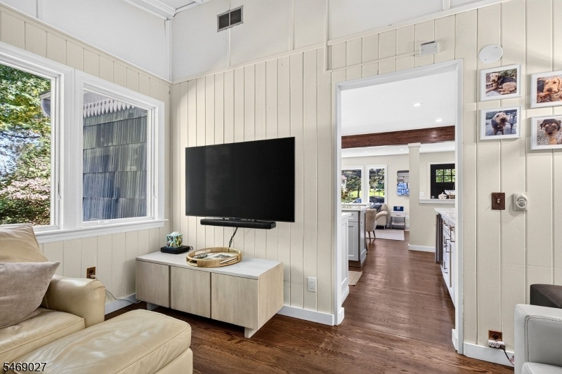 family room/den