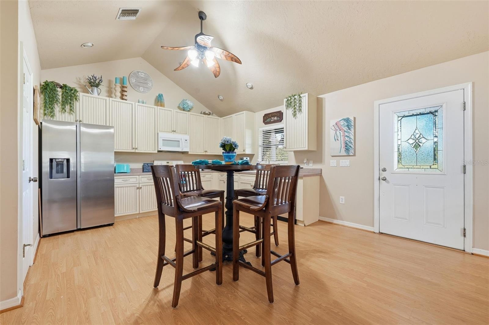 Ranch house kitchen