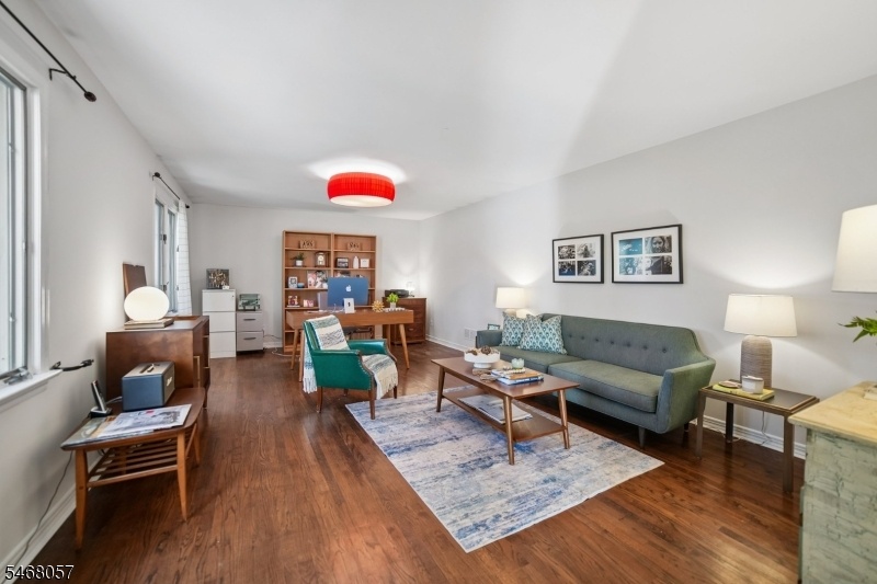 Living Room/Office