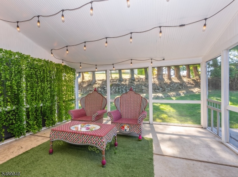 Screened in Porch