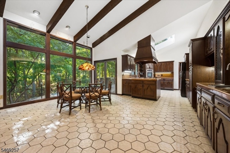 Breakfast Nook / Kitchen