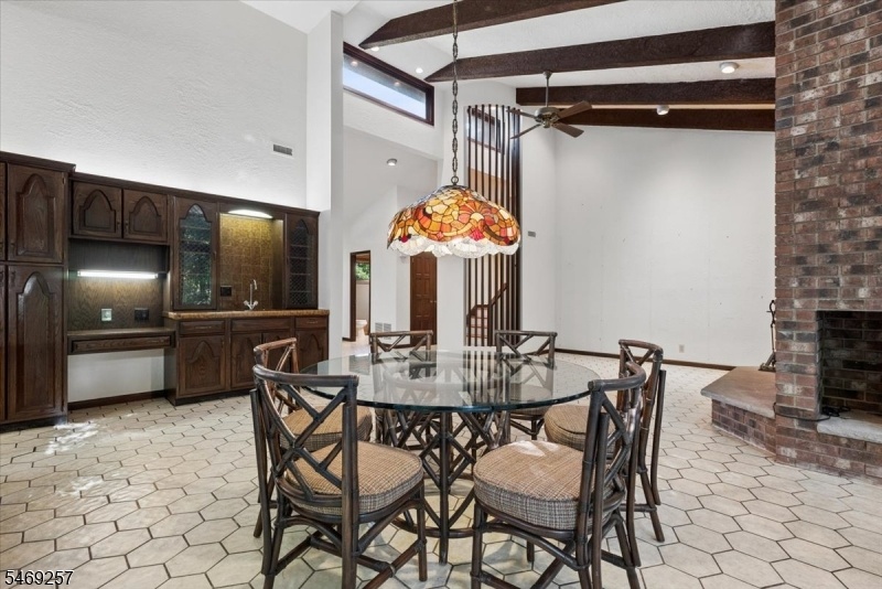 Breakfast Nook