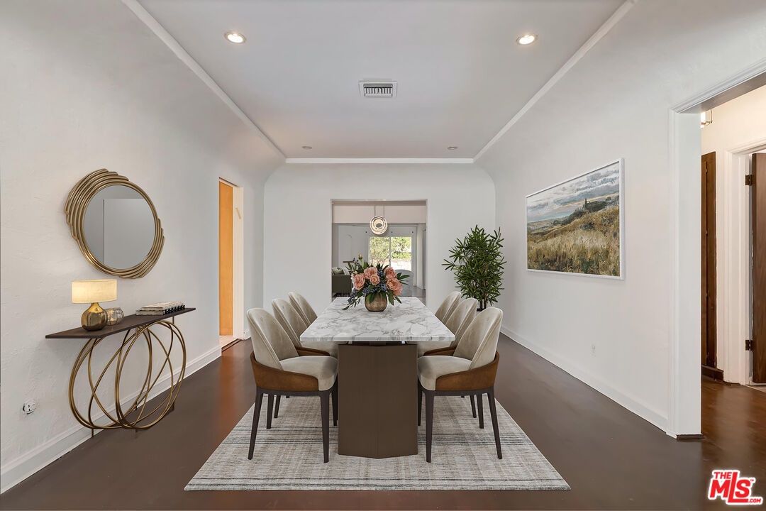 Virtually Staged Dining Area