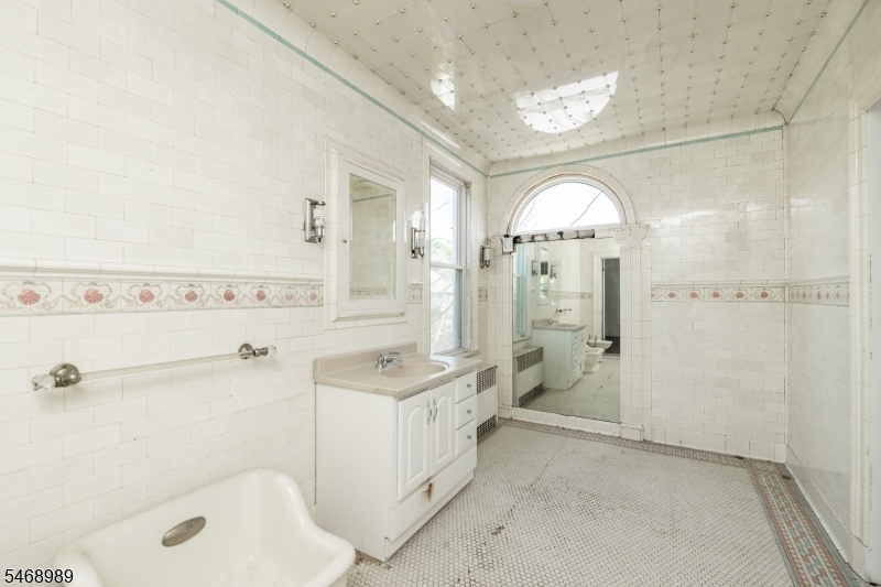 Main Bath on 2nd Floor