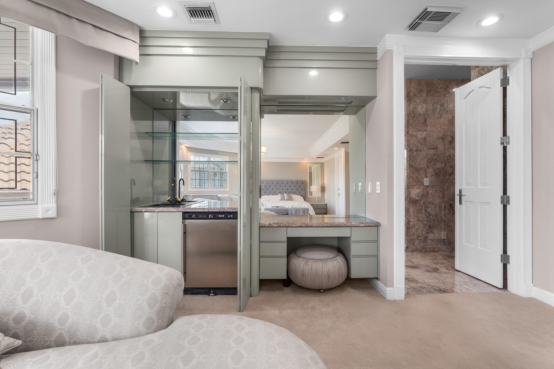 Primary Bedroom Wet Bar