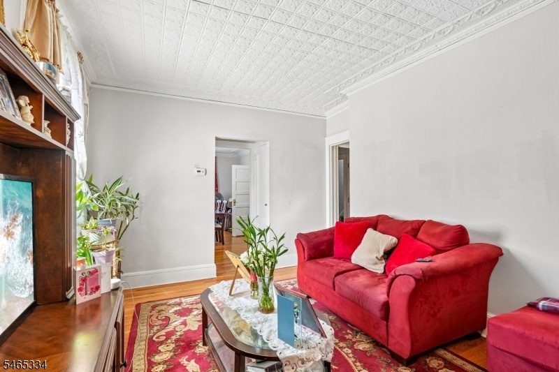 UNIT TWO LIVING ROOM