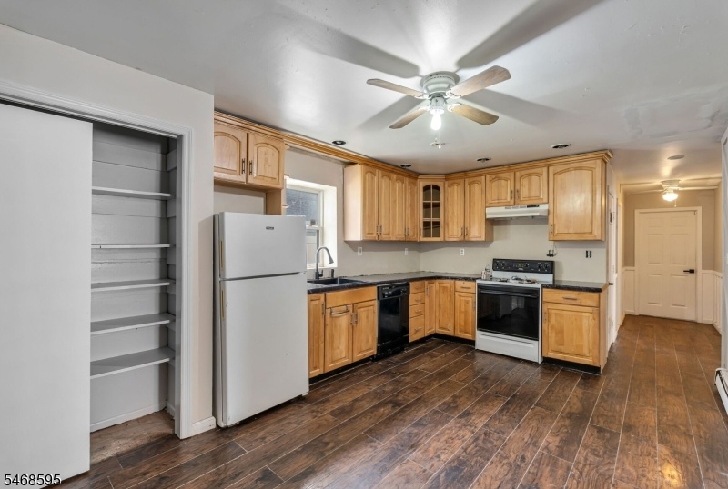 Kitchen 2