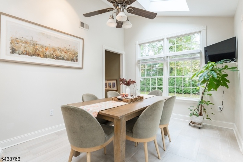 Breakfast Nook