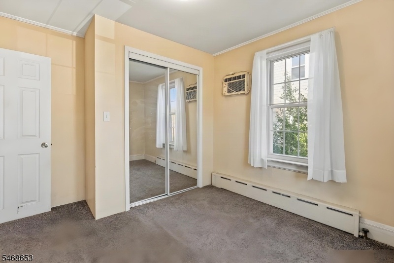 B - Bedroom