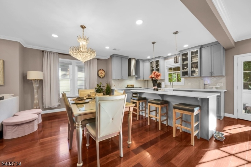 Dining/Kitchen