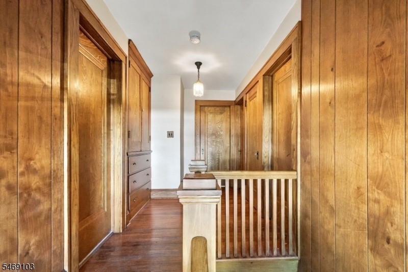 Second Floor Foyer