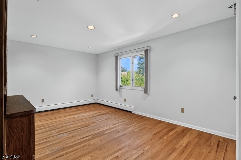 bedroom3