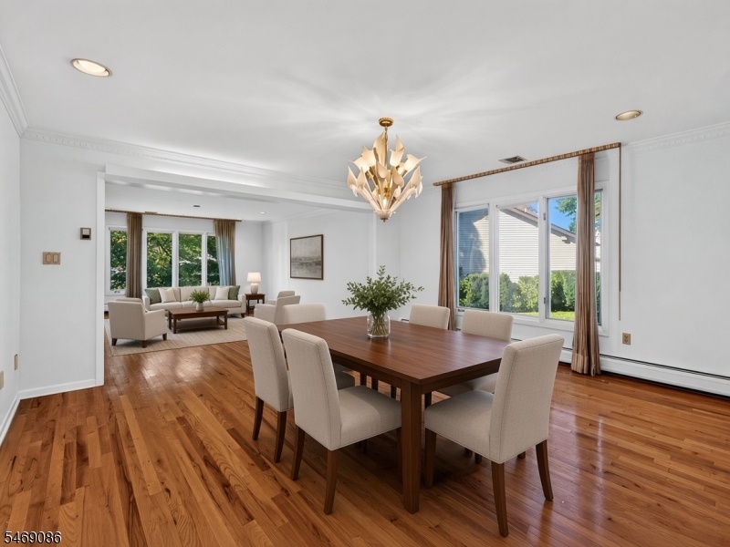 dinning room to living room