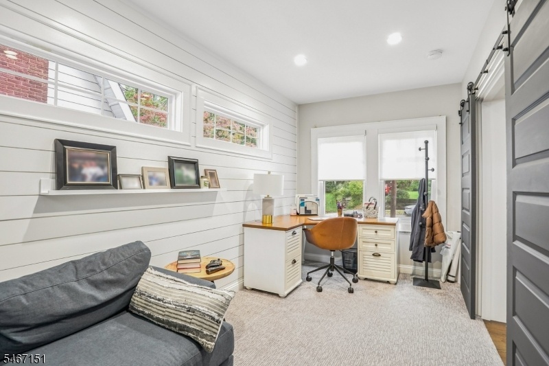 Den/Office Level 1