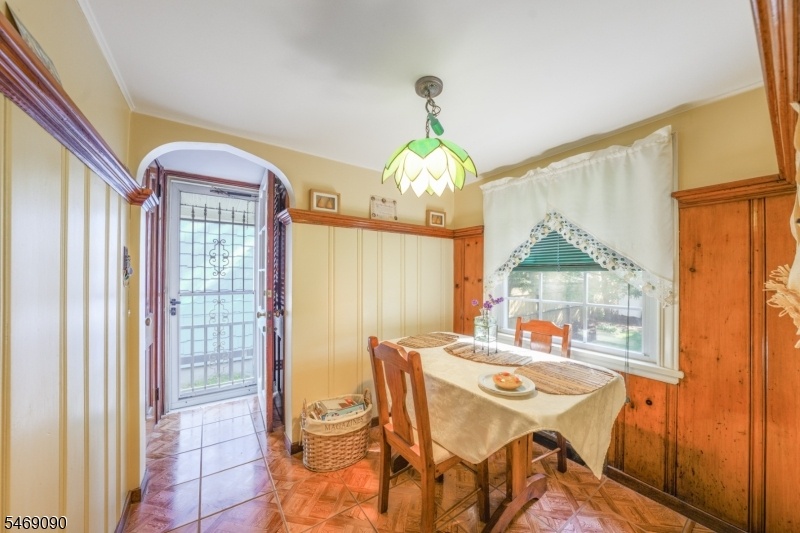 Breakfast Nook