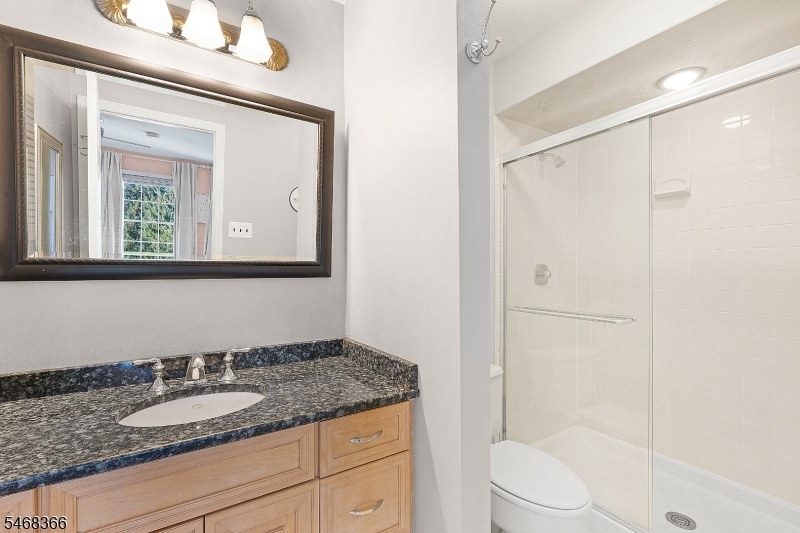 full bath for 2nd bedroom