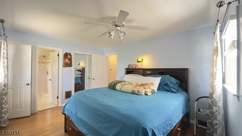 Roomy Bedroom 2