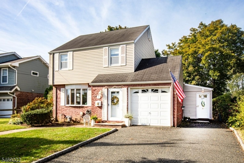 Nice Curb Appeal!