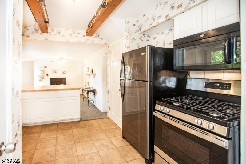 Functional Kitchen