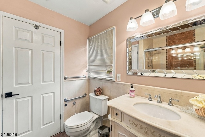 Full Bath