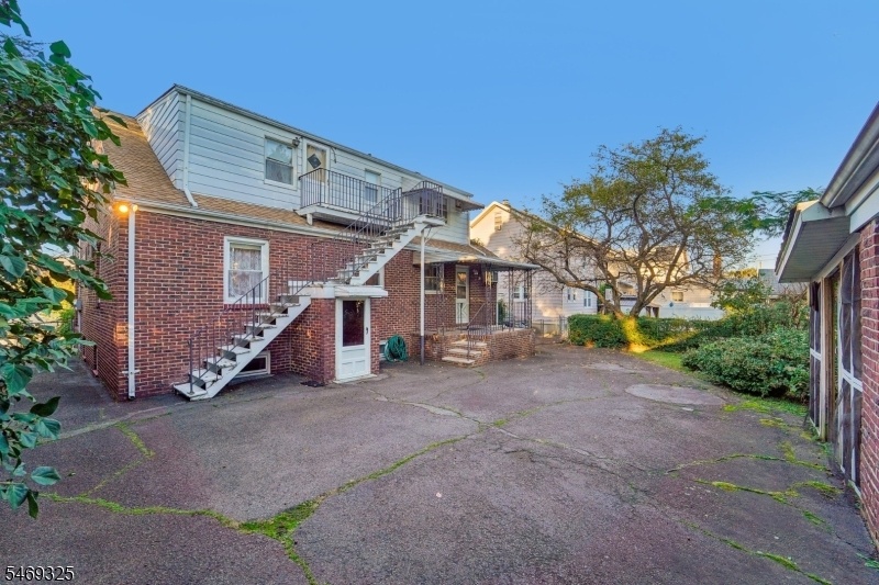 Double driveway