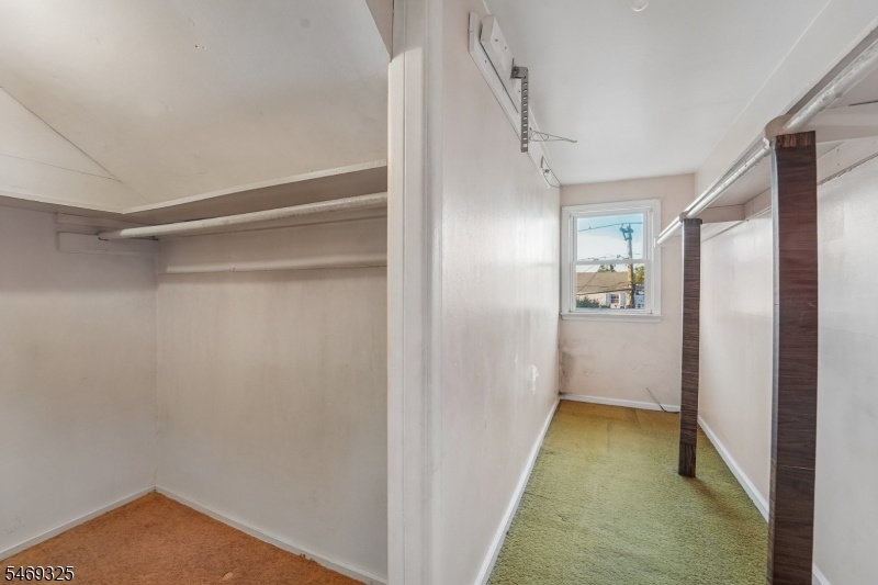 Walk in Closet