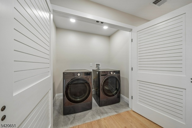 Laundry 2nd floor