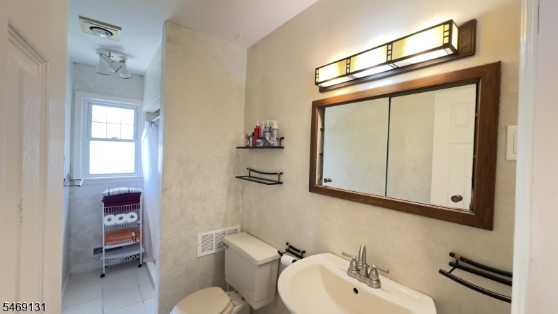 Full Bathroom - Upstairs