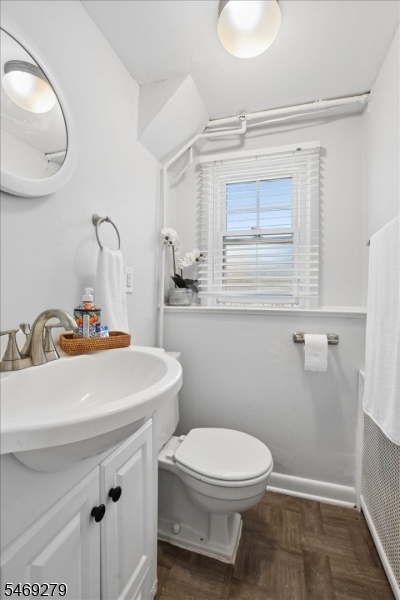 Powder room