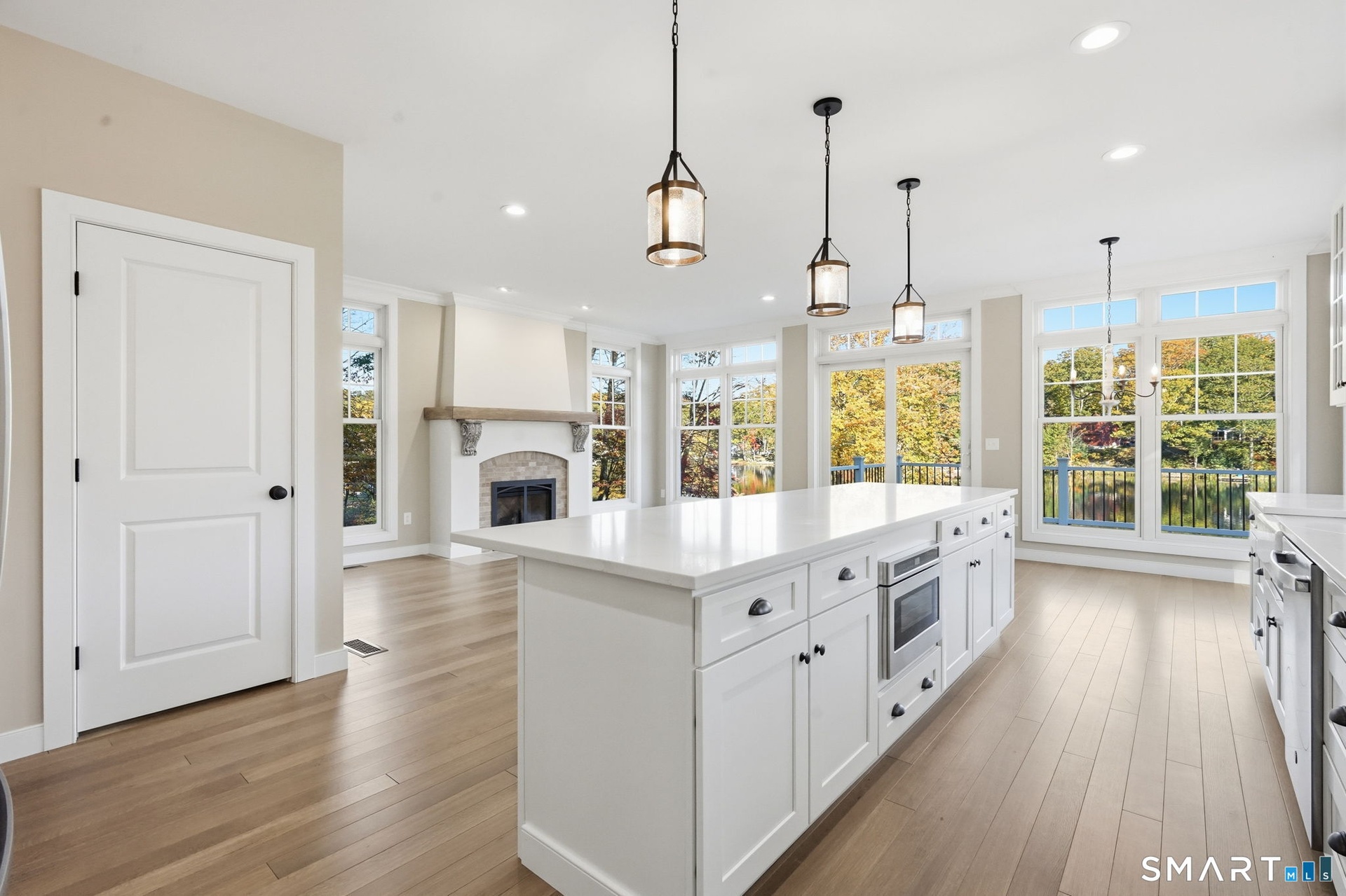 Island Kitchen