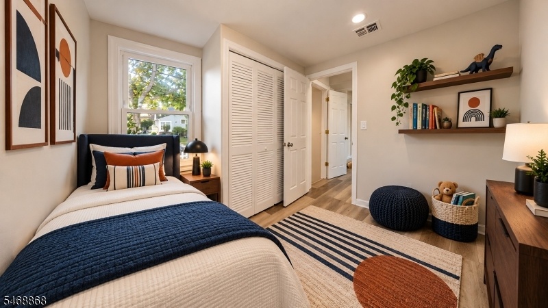 Bedroom/Office