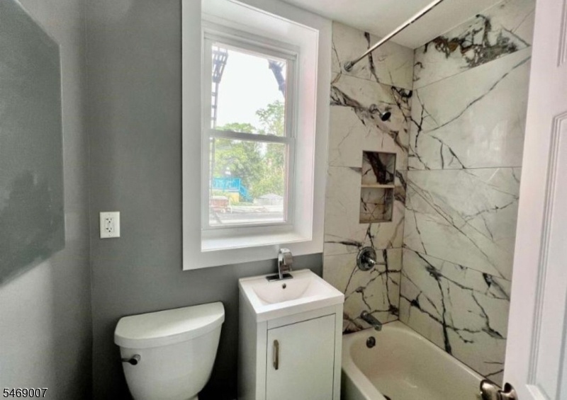 #2 Bathroom