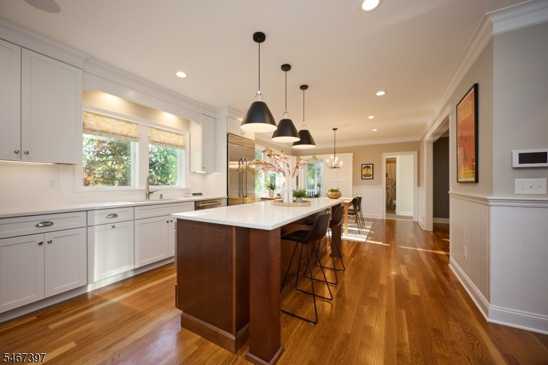 Oversized island with seating