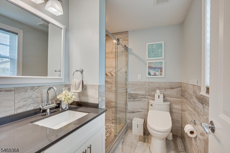 Primary Bedroom Bathroom