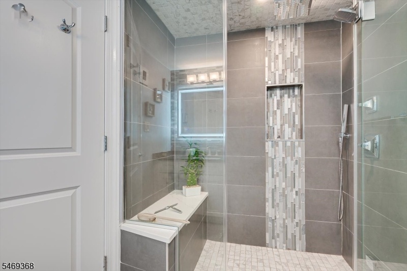 1st Floor Shower