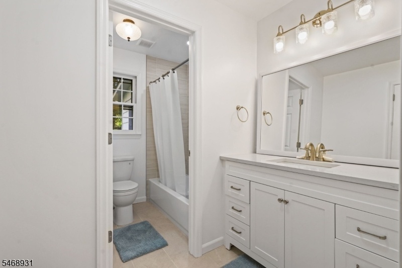 Main Bath