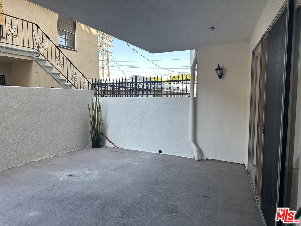 Patio 1