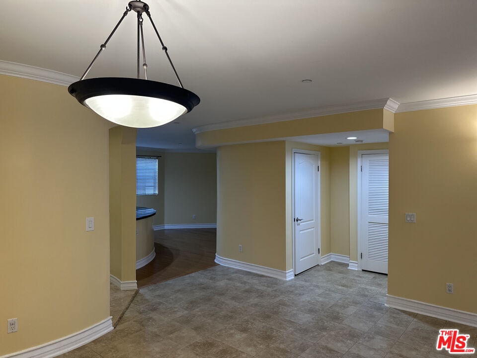 Living Room 4