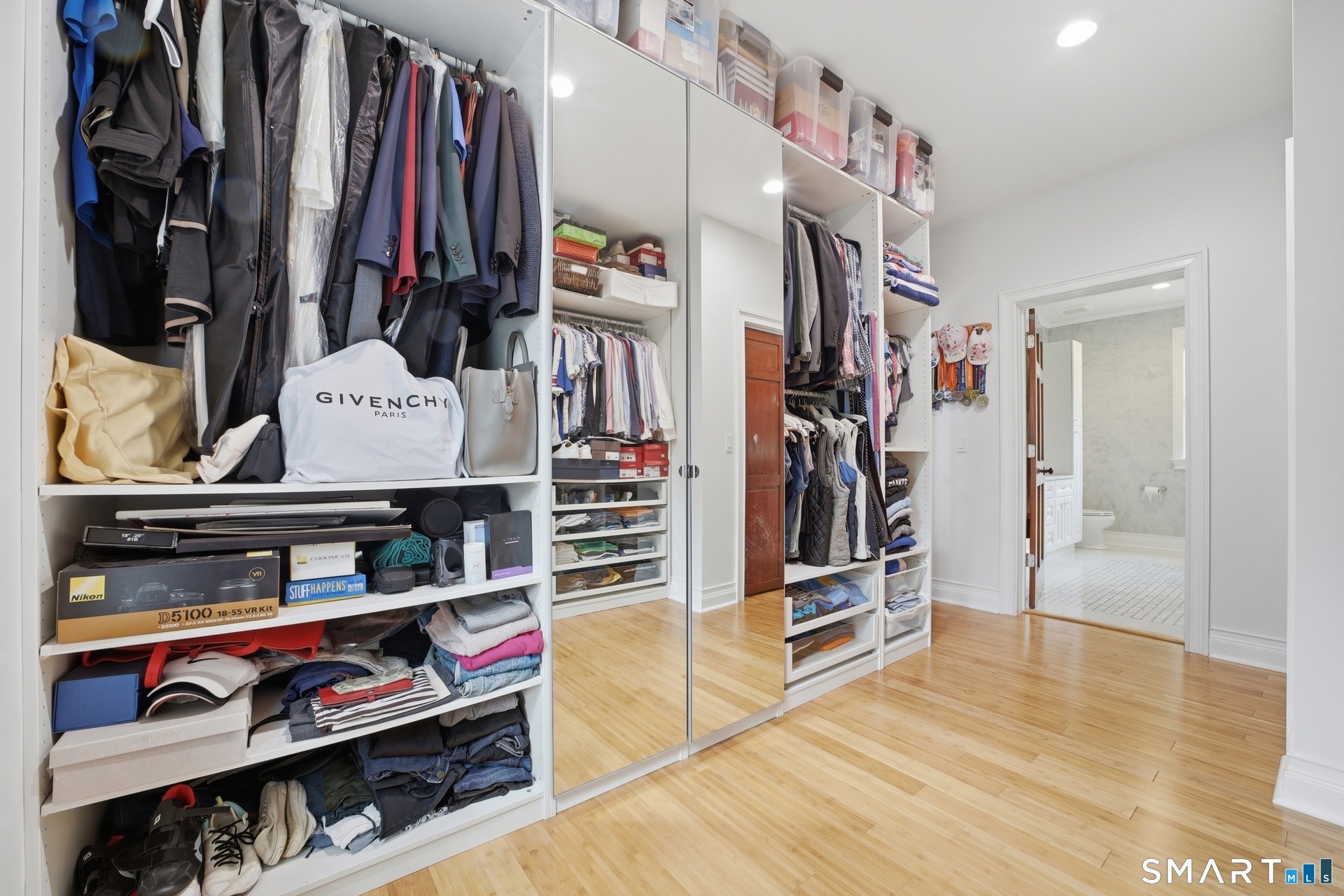 Walk In Closet