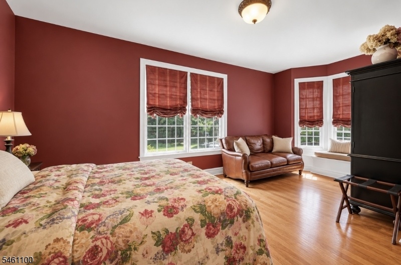 1st floor bedoom