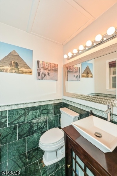 Powder room
