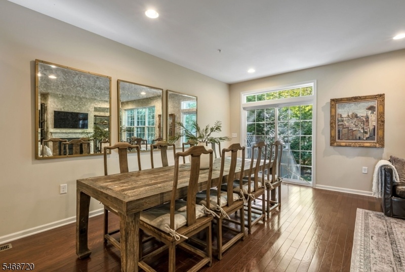 Additional Dining Space