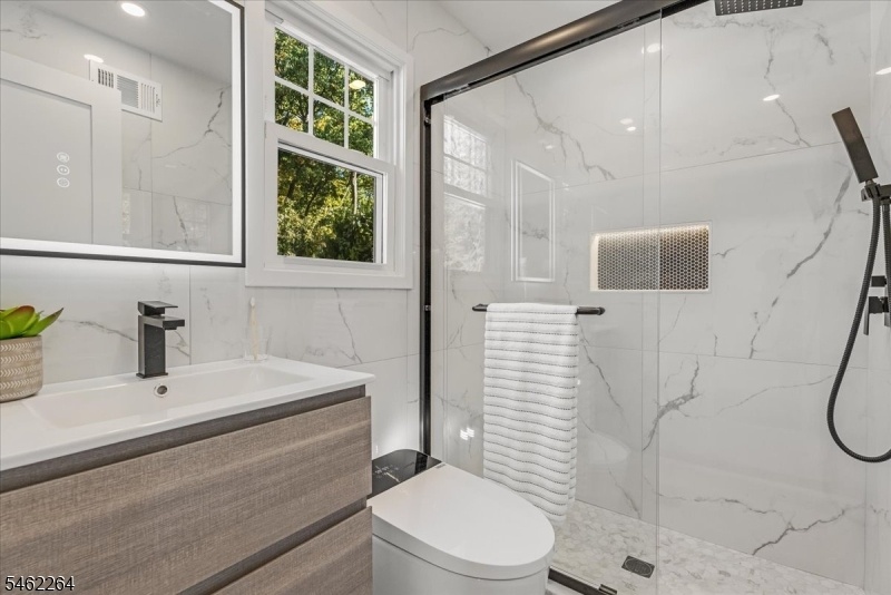 Primary Ensuite