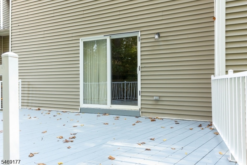 BACK YARD DECK