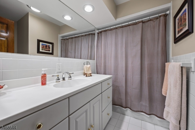Main Bath